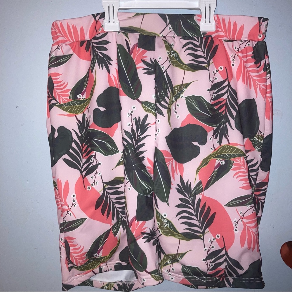 NWOT | Pink Tropical Print Mens Swimming Trunks
